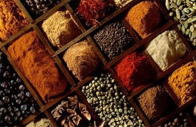 嶺峰調味品 匠心獨運，為每一餐注入靈魂